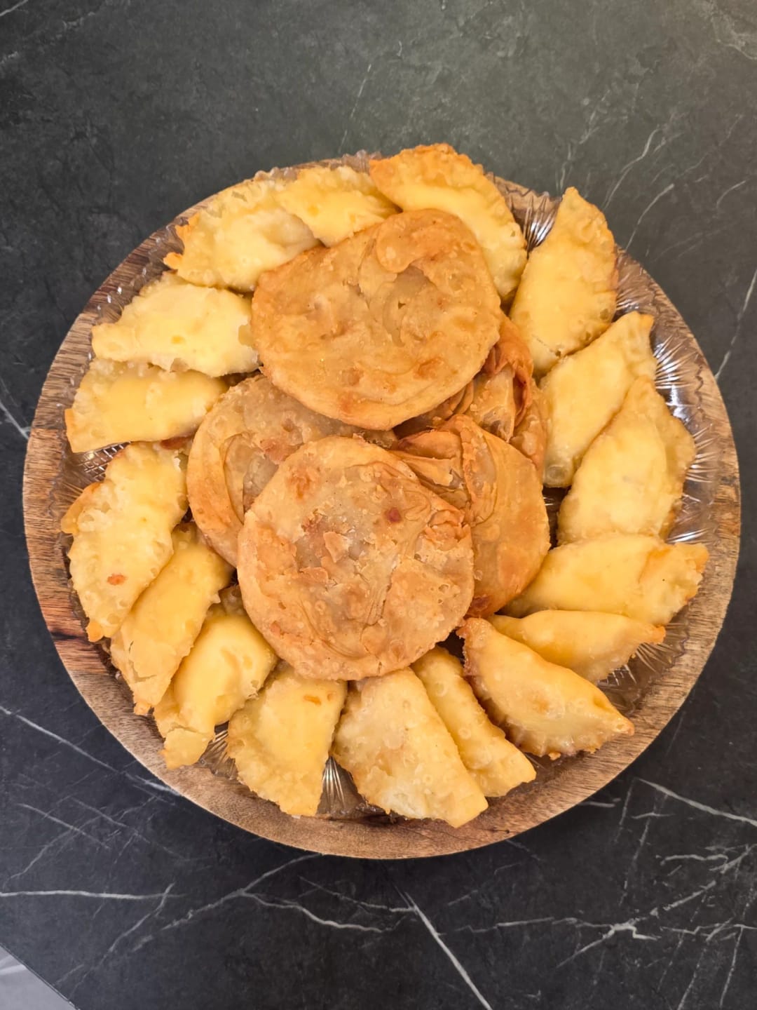 Πουρέκια με αναρή και σιρόπι - recipe