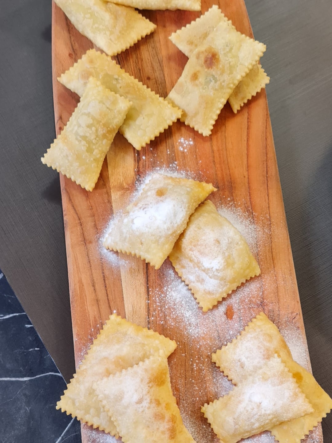 Αρωματικά πουρέκια με κιμά - Video recipe thumbnail