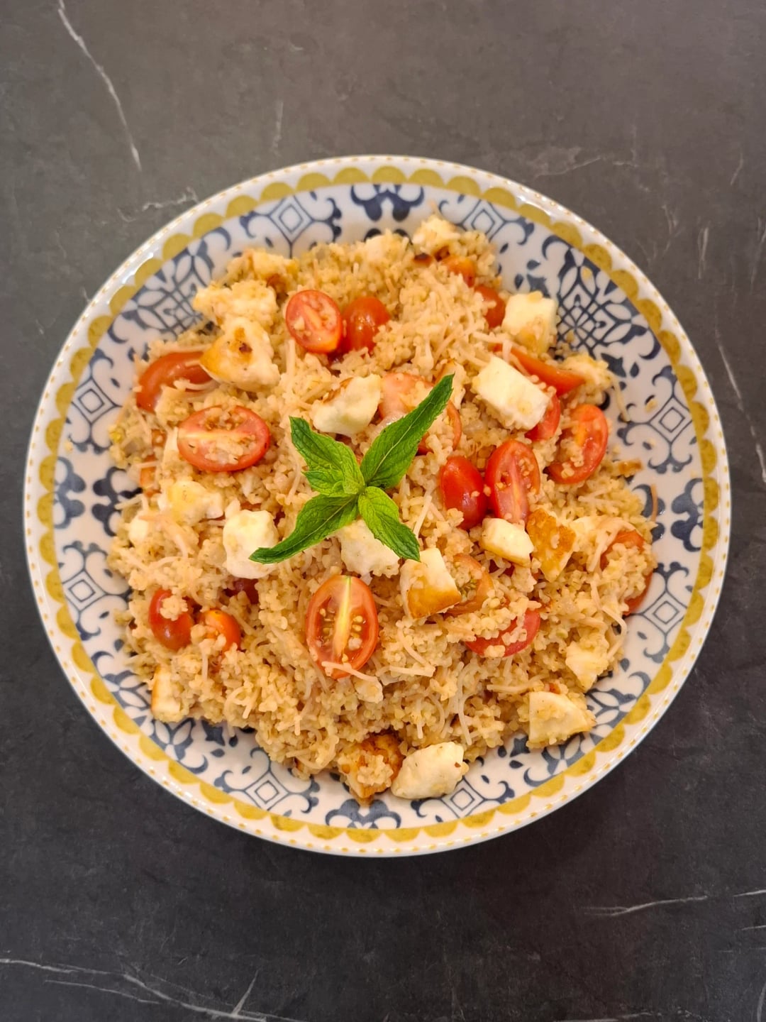Bulgur with Halloumi and Cherry Tomatoes - Video recipe thumbnail