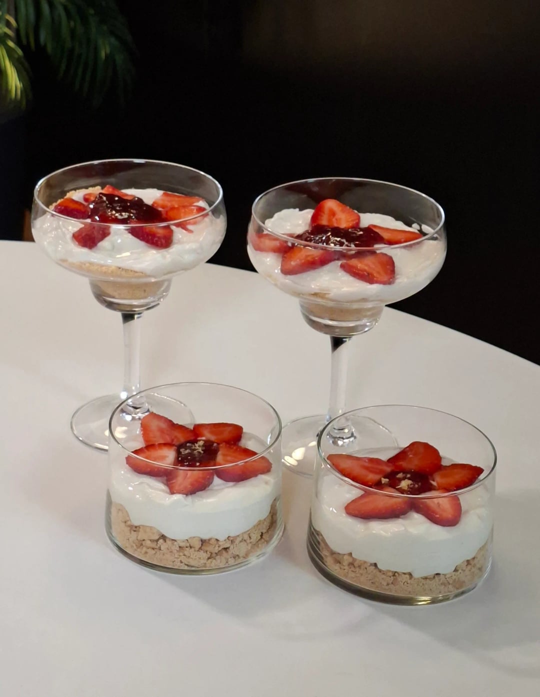 «Cheesecake» σε ποτήρι - Video recipe thumbnail