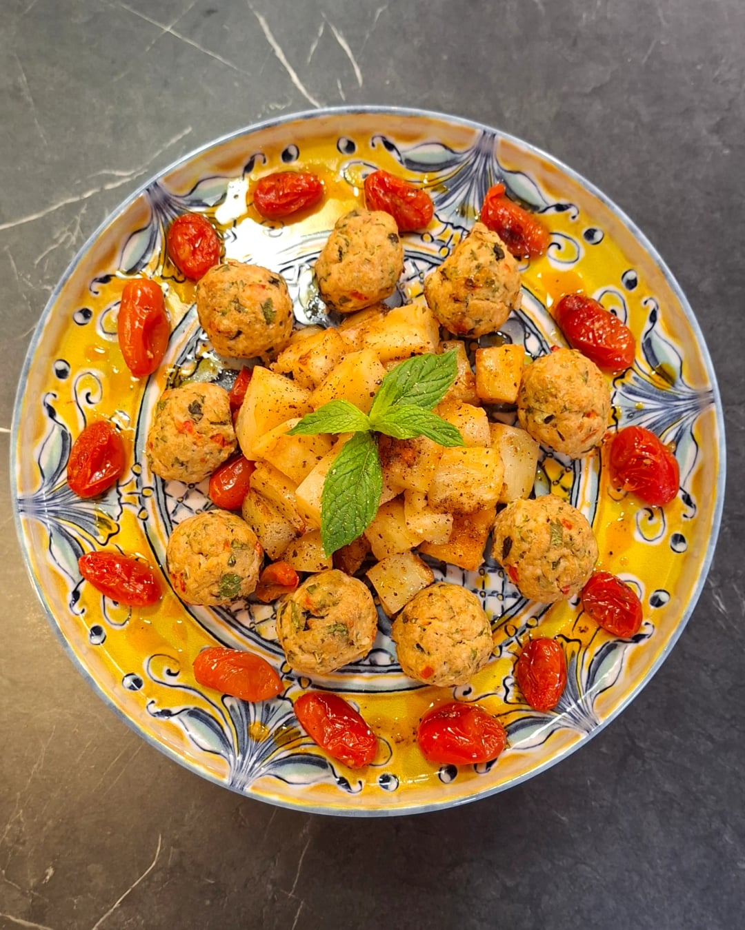 Κεφτεδάκια κοτόπουλου με χαλλούμι - Recipe image