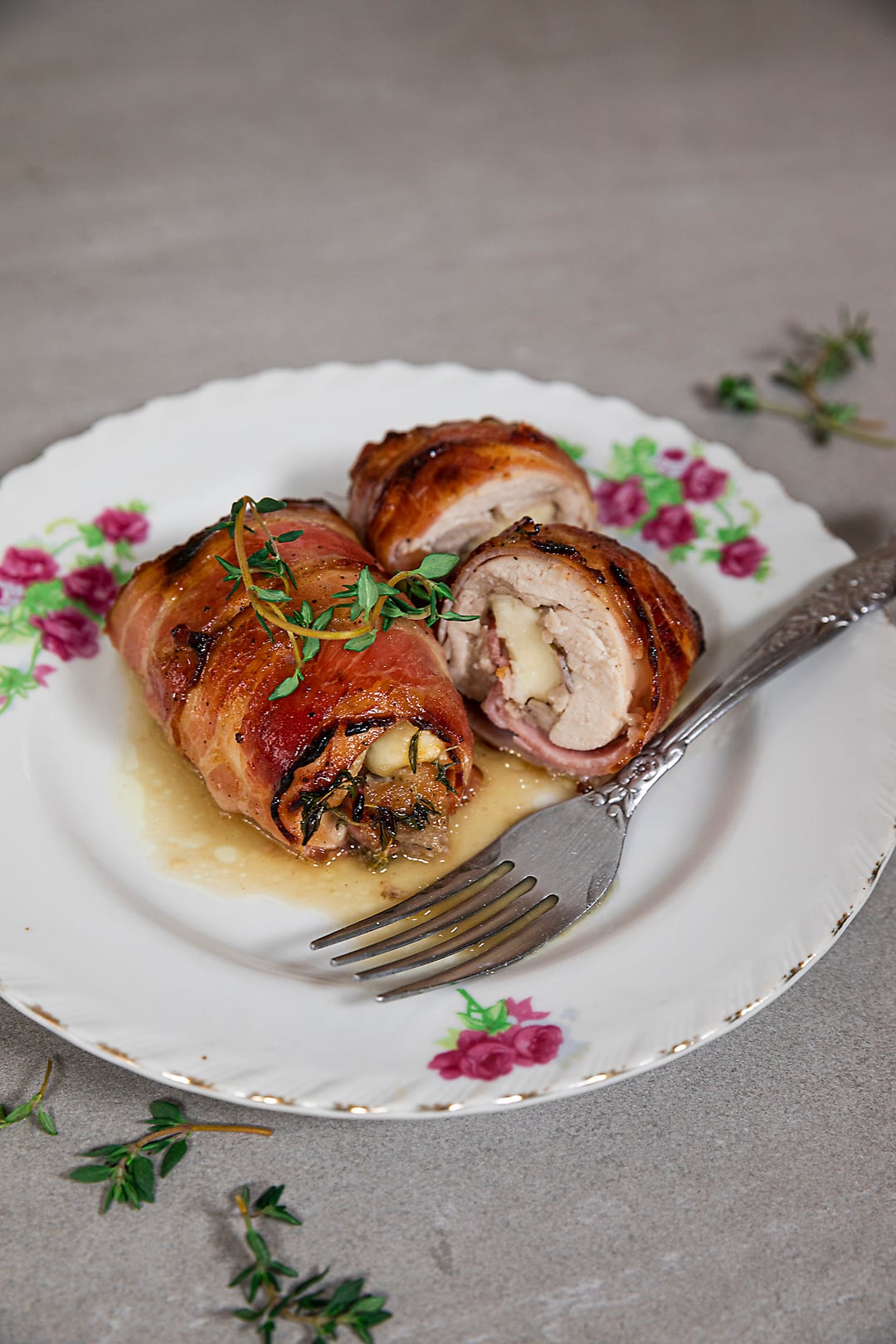 Chicken Rolls with Halloumi and Bacon - Video recipe thumbnail