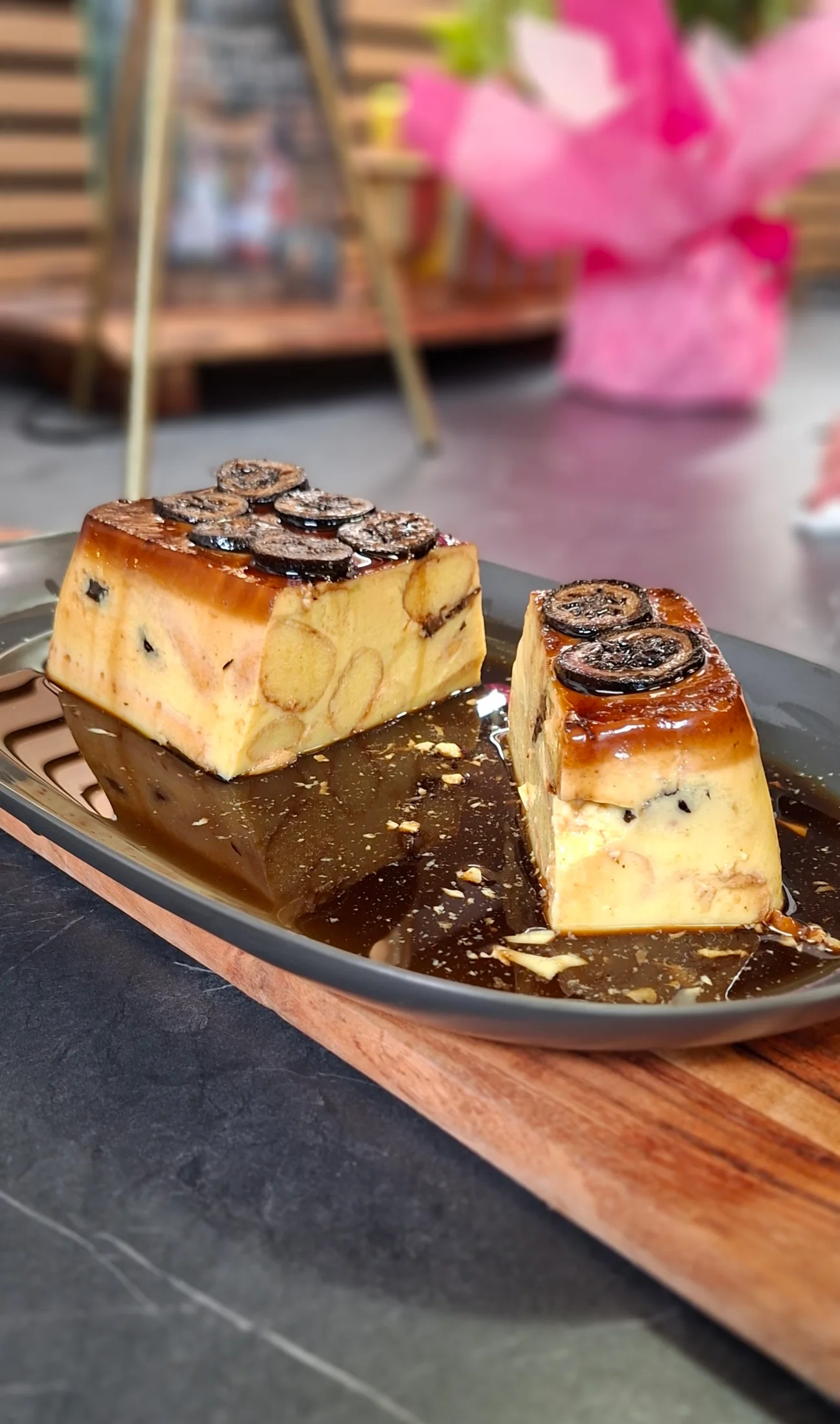 Κρέμα καραμελέ με γλυκό καρυδάκι - Recipe image