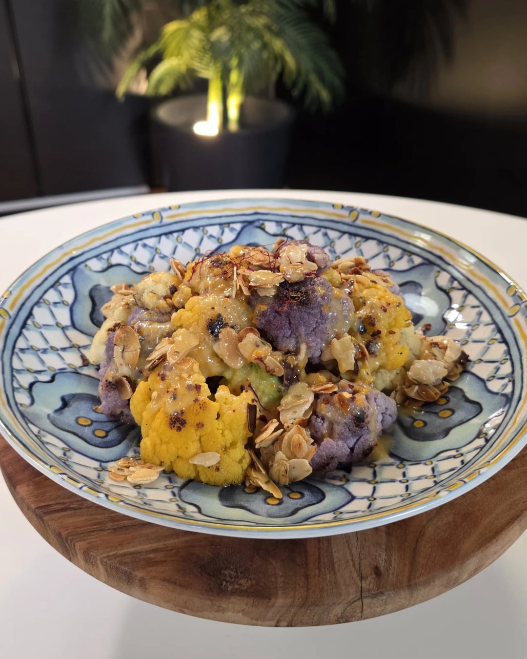 Crispy Salad with Colorful Cauliflower - Recipe image