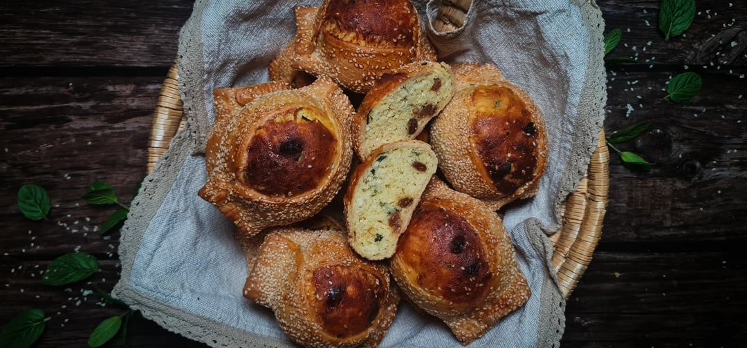 Φλαούνες με αναρή - Recipe image