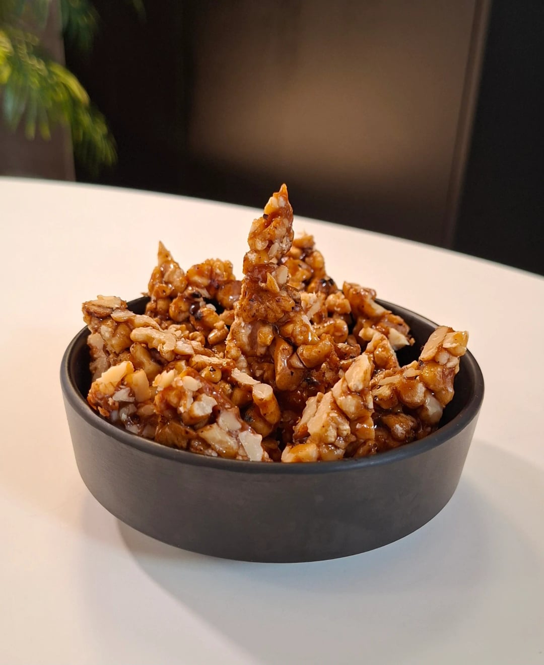Gozinaki (Παστελάκι με καρύδια) - Recipe image