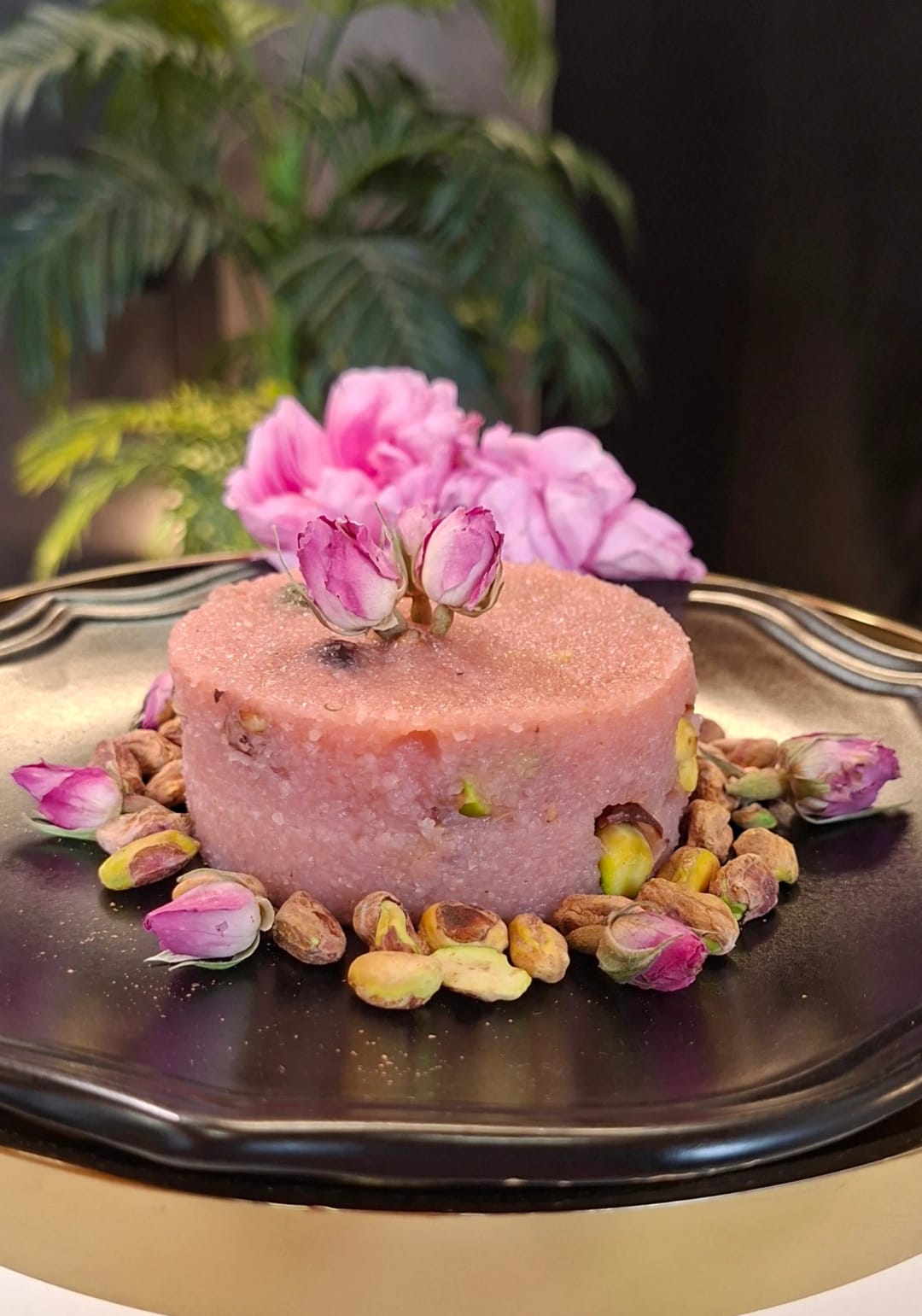 Halva with Pistachios and Rose - recipe
