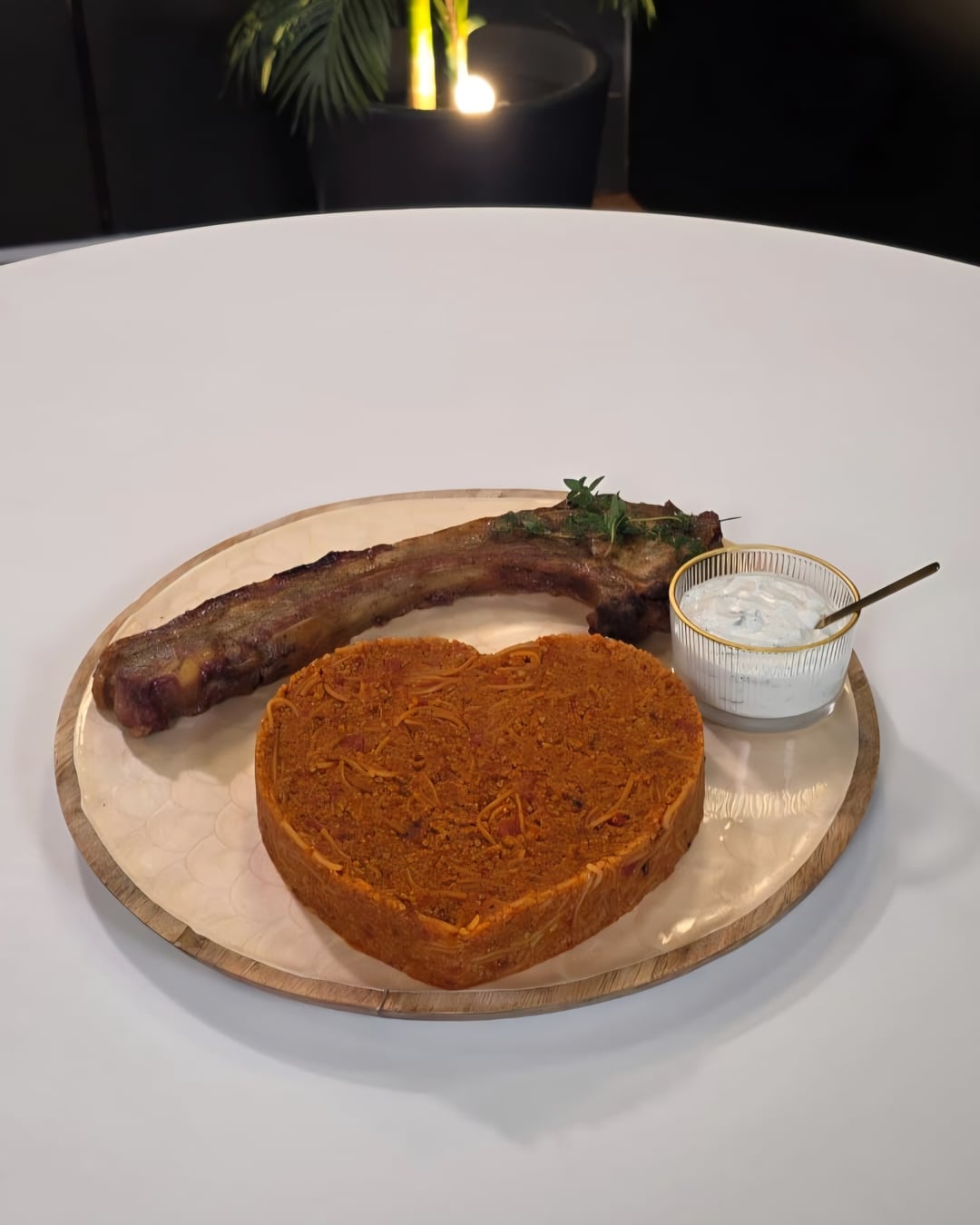 Jumbo χοιρινές μπριζόλες με πουργούρι για τον Άγιο Βαλεντίνο - Video recipe thumbnail