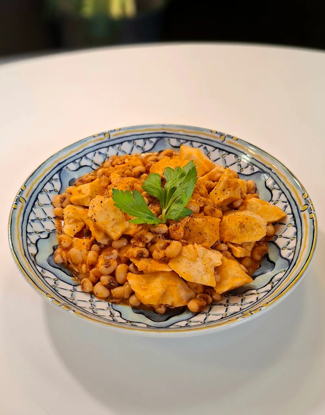 Kolokasi with Dried Black-Eyed Peas - recipe