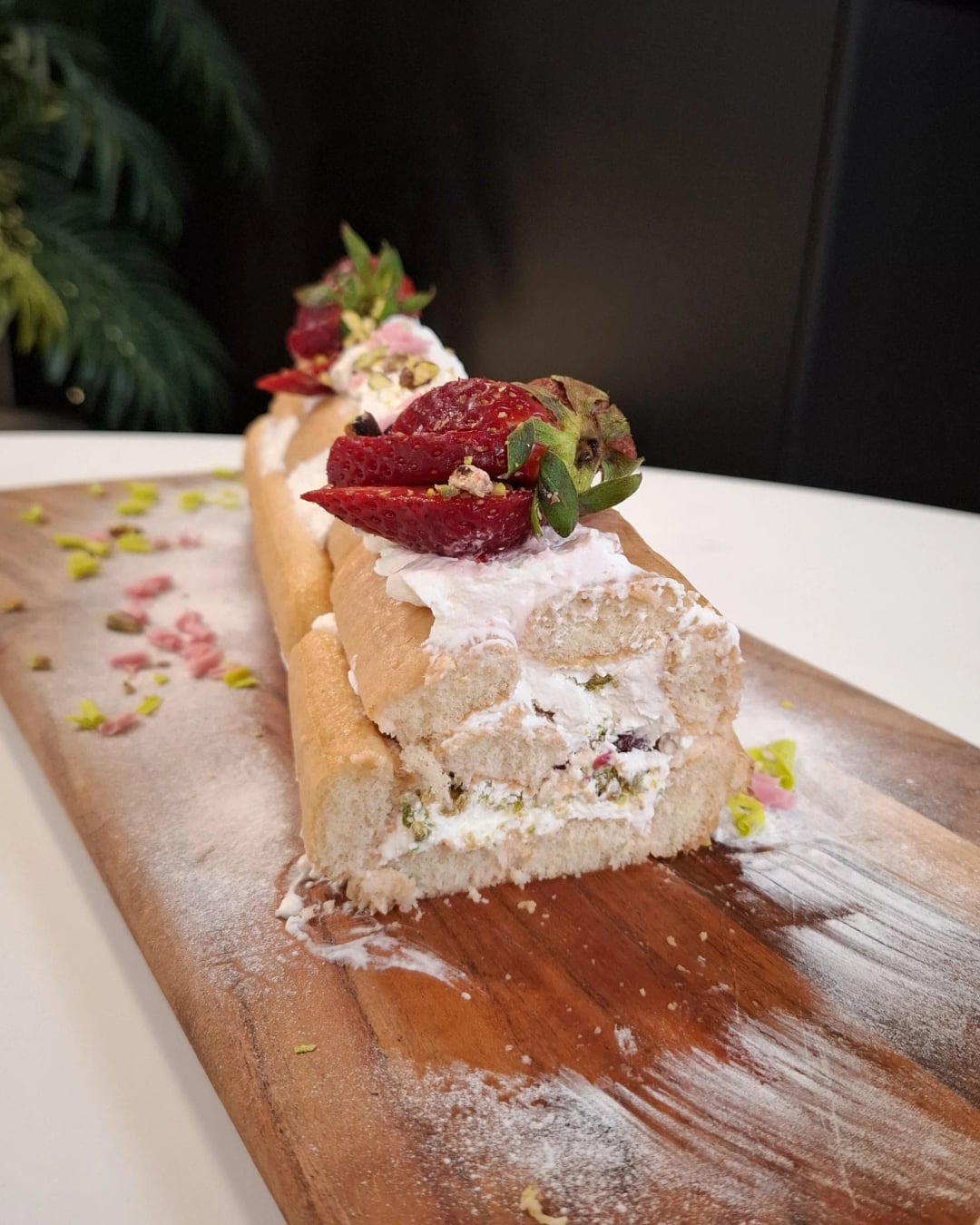 Ρολό με σαβουαγιάρ - Recipe image