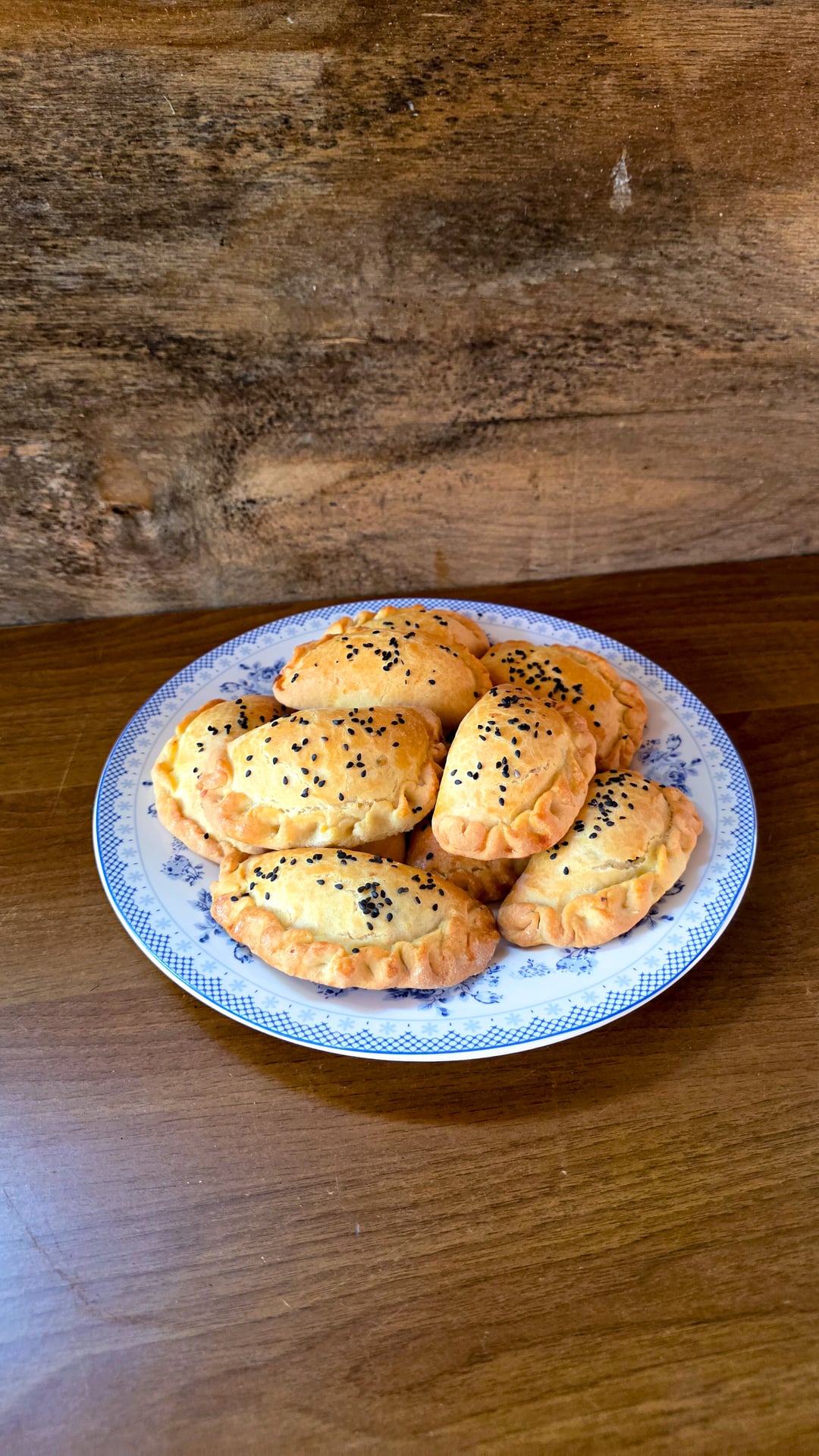 Τυροπιτάκια με ζύμη κουρού - Recipe image