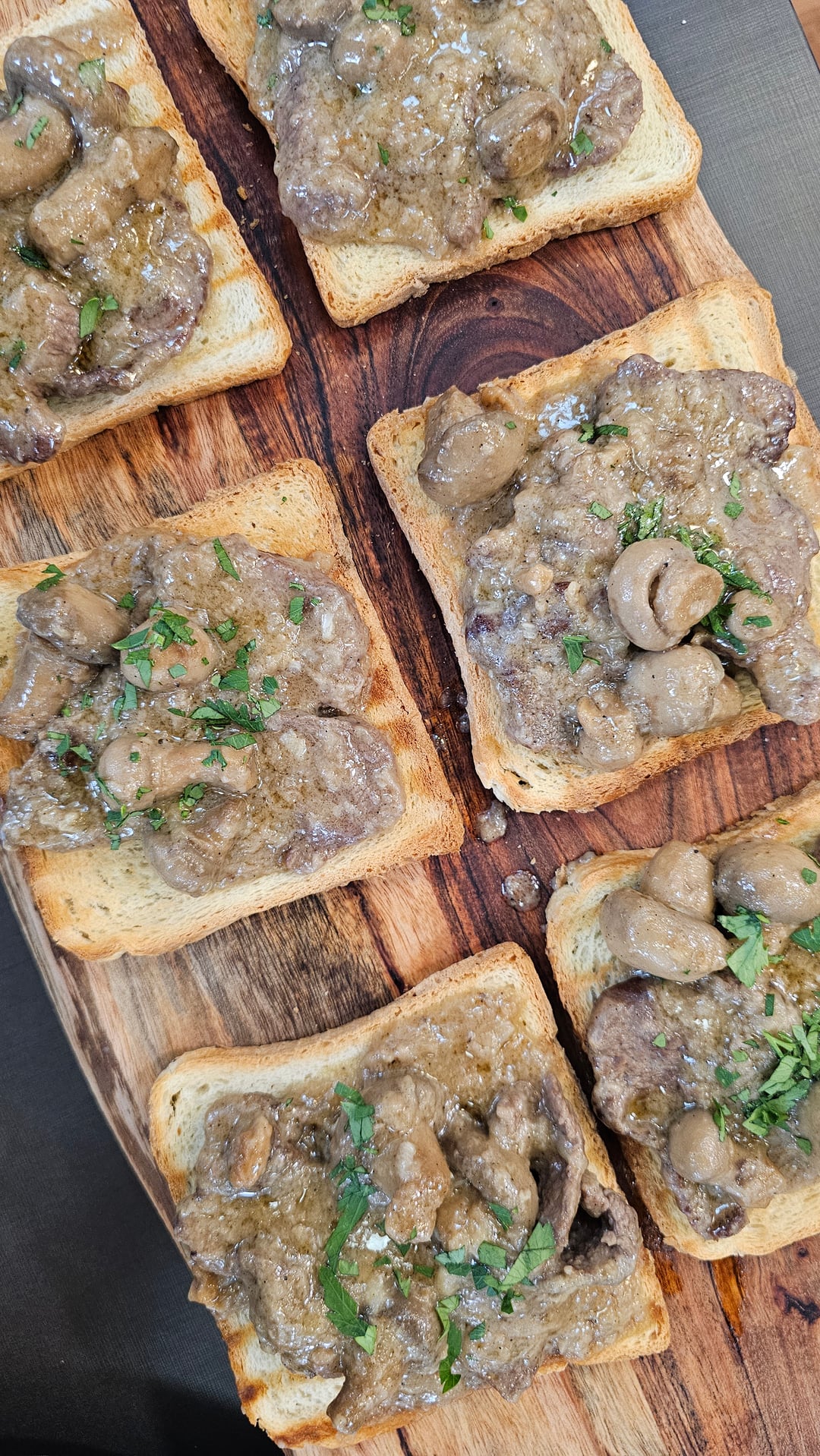Small Fillets with Mushrooms - Recipe image