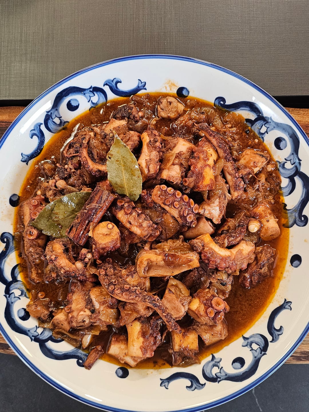 Octopus in Wine Sauce - Recipe image