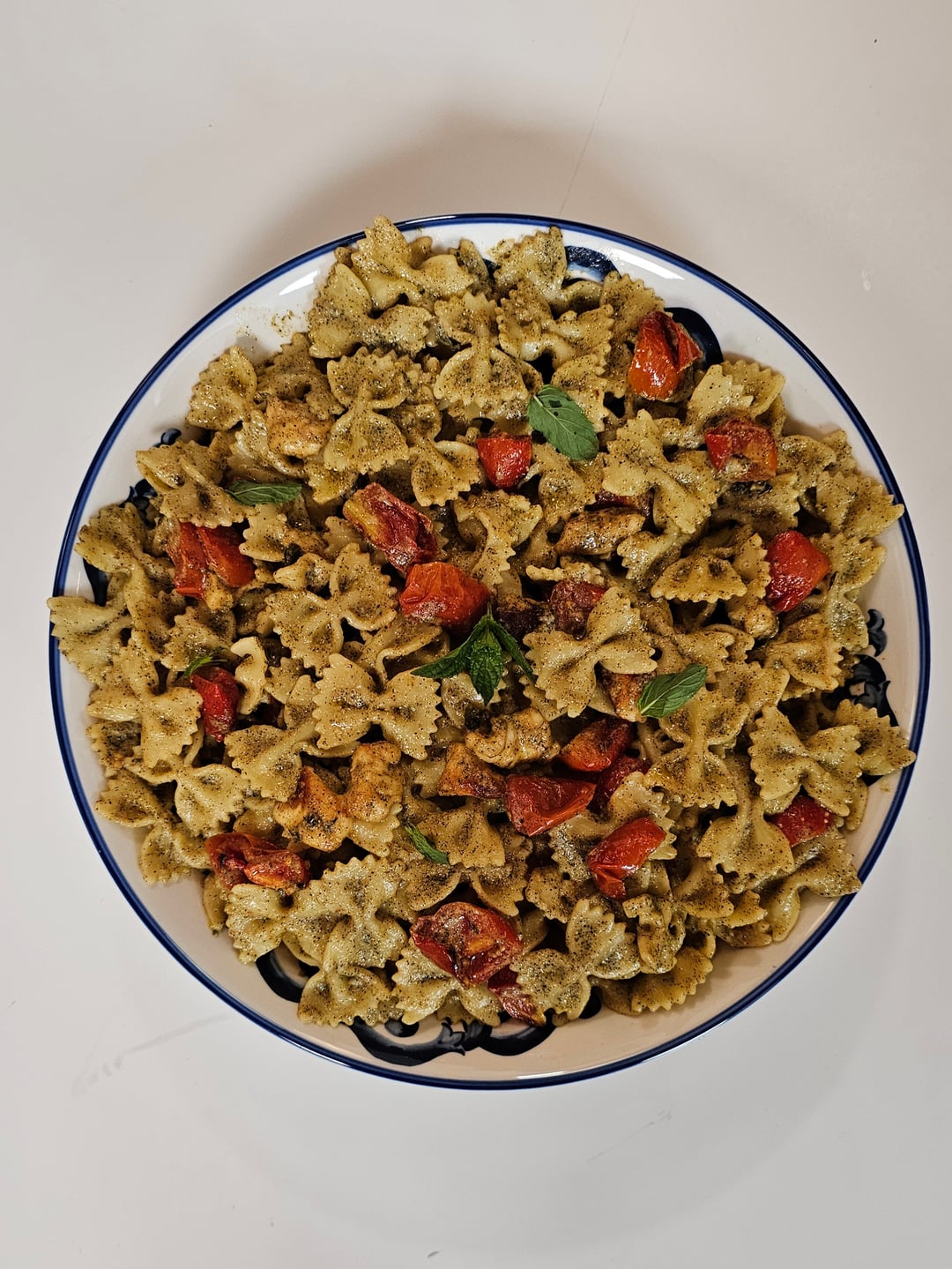 Pasta with Mint Pesto and Cherry Tomatoes - Recipe image