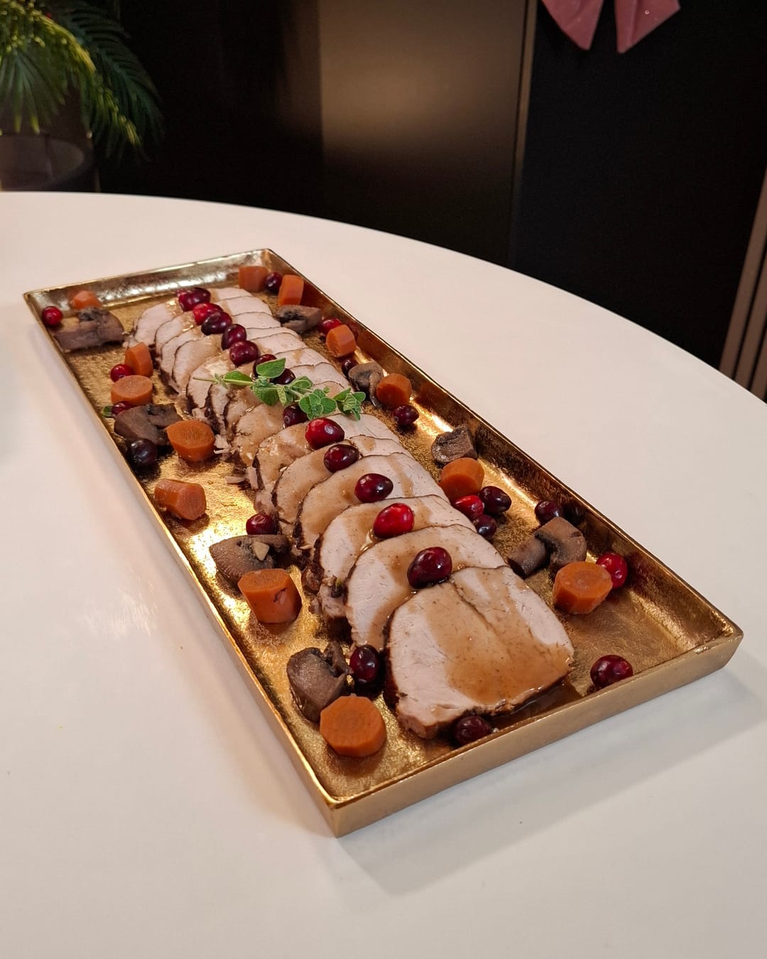 Χοιρινό φιλέτο με μανιτάρια και gravy - recipe