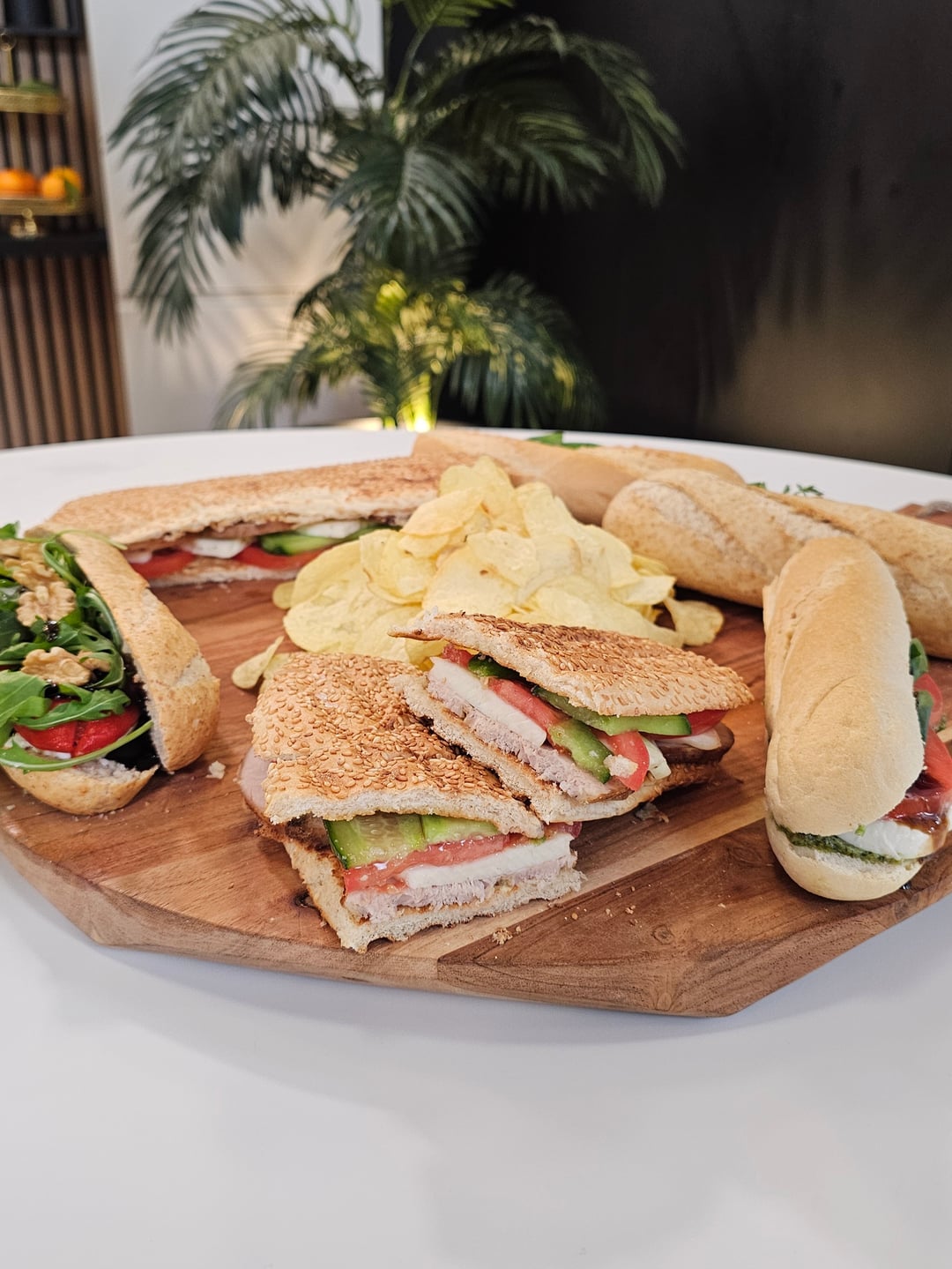 Σάντουιτς με ρόστο και χαλλούμι - Recipe image