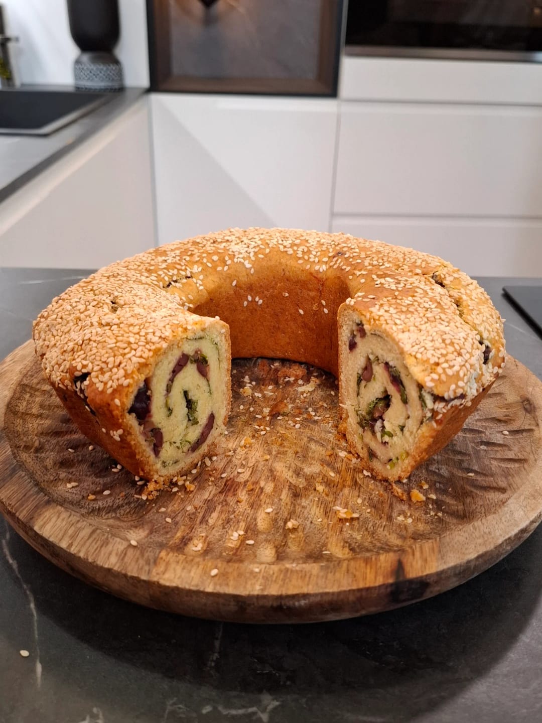 Ελιόπιτα τυλιχτή - recipe