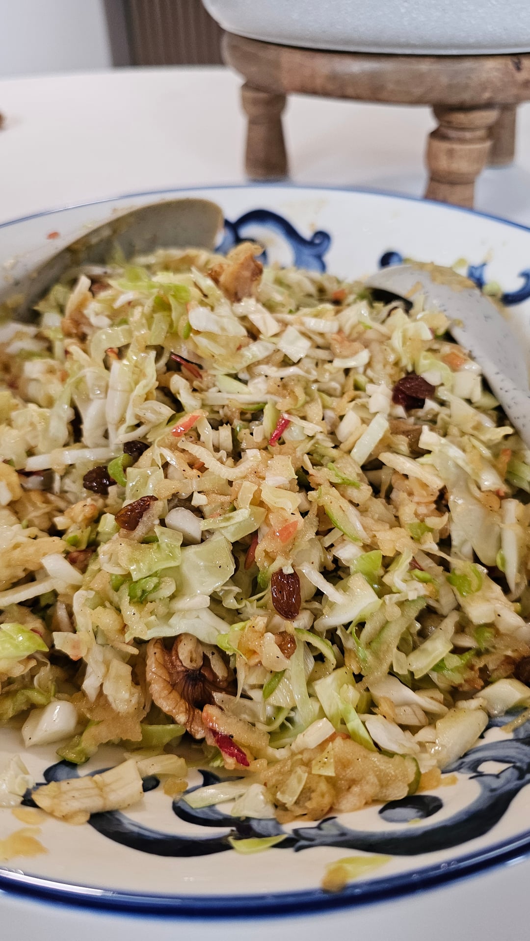 Σαλάτα με κραμπί, φινόκιο και μήλα - Video recipe thumbnail