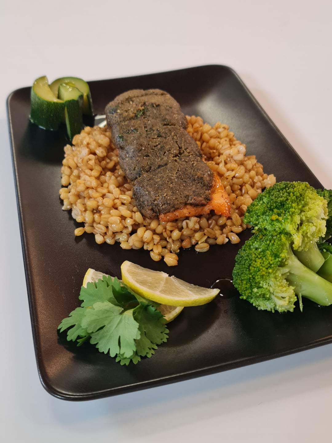 Salmon with Bread Crust and Aromatic Herbs - Video recipe thumbnail