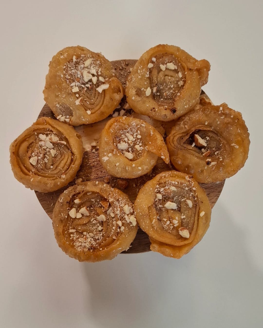 Σιροπιασμένα πουρέκια αναρής - recipe