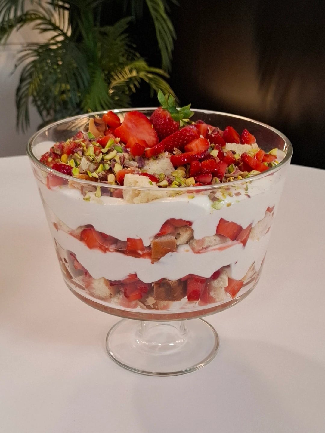 Trifle with Tsoureki and Fresh Strawberries - Video recipe thumbnail